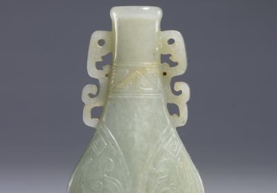 图片[3]-Jade flat vase with carved floral decoration, Qing dynasty (1644-1911)-China Archive